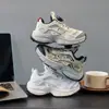 Novedad Otoño 2026 Zapatillas de Moda para Niños con Hebilla Giratoria Tendencia Casual Zapatos de Papá Zapatillas Ligeras para Correr para Niños y Niñas