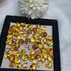 Atacado do Fabricante Cera de Abelha Flor Âmbar Estrela Lua Coração Formato Acessórios DIY Fio de Inserção Através do Furo