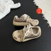 2026 Nuevos Zapatos Agan Estilo Alemán para Mujer Otoño Nuevo Zapatos de Lona Estampado de Leopardo Venta Caliente Versátiles Casuales Zapatos para Mujer Marca de Moda