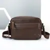 Bolsa de Ombro Masculina da Moda Transfronteiriça em Couro Genuíno, Bolsa Quadrada Pequena Horizontal, Bolsa Transversal de Grande Capacidade para Esportes ao Ar Livre, Personalizável