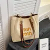 Bolsa Tote de Ombro Casual Texturizada, Nova Moda 2025 Estilo Coreano, Tendência, Única, Simples, Elegante, Grande Capacidade