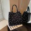 Bolsa de almuerzo de pana de gran capacidad para mujer, nuevo diseño moderno y elegante 2026, bolsa tipo tote portátil, bolsa para lonchera de estudiante
