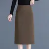 Saia Midi Reta com Caimento Rosa Suave Personalizada Cintura Alta Estilo Simples Outono Versátil para o Trabalho Cor Sólida Oeste