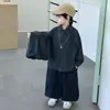 Conjunto de Primavera y Otoño para Niños 2026 Nuevo Estilo Coreano para Niños Chaqueta de Cuero Genial Chaleco Conjunto de Tres Piezas Ropa de Otoño para Bebé
