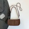 Bolso de Hombro con Remaches de Moda Otoño 2026 para Mujer, Bolso Cuadrado Pequeño Retro Simple Nuevo, Bolso Cruzado Texturizado de Moda