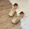 Zapatos Retro Huecos Estilo Jaula de Cerdo para Mujer, Nuevo Estilo Verano 2026, Sandalias de Tacón Grueso, Estilo de Noche, Transpirables, Adecuados para Combinar con Vestidos, Exportación