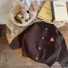Suéter bordado para niños y niñas, cárdigan de punto a rayas versátil para bebés, prenda exterior superior para niños