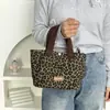 Bolso coreano con estampado de leopardo 2025 Bolso tote retro versátil de gran capacidad Bolsa para el almuerzo Bolso de lona para mujer para el trabajo