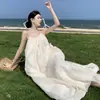 Crisantemo de Fuegos Artificiales: Fresco, Clásico y Relajado Vestido de Tres Dimensiones Bordado y de Lino con Tira Fluida Estilo Chino Nuevo en Color Blanco Albaricoque