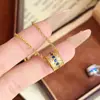 Xiaohongshu Nuevo Estilo Chino Lujo Ligero Brillante Zafiro Rosa Diamante Fila Colgante Collar Elegante y de Gama Alta para Mujeres