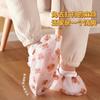 Cubre zapatos desechable cpe plástico impermeable antideslizante cubre pies no tejido estampado a prueba de polvo resistente al desgaste cubierta de zapatos de costilla completa al por mayor