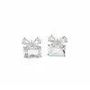 Pendientes de Botón Rectangulares de Mariposa de Circonita Colorida Dulces y Vivos Pendientes Pequeños Frescos de Verano Joyería para Orejas de Lujo Ligero y de Alta Gama