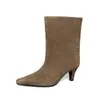 Botas femininas de perna larga com salto agulha, botas de calçar únicas, novas botas de moda outono e inverno em couro genuíno com bico quadrado, botas femininas de cano médio tamanho 40