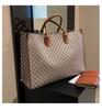 Bolso Grande Transfronterizo para Mujer, Bolso de Hombro Grande Retro Europeo y Americano, Bolso Tote con Monograma, Bolso de Mano de PU para Viajes de Negocios para Mujer