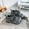 Zapatos de Exterior para Niños de Edad Media y Mayores, Zapatos Funcionales de Suela Blanda, Nuevo Estilo Primavera/Otoño 2026, Niños y Niñas, Superficie de Malla, Zapatos Deportivos Transpirables