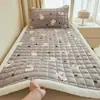 Colchón de Terciopelo de Leche Engrosado para Clase Transfronteriza en Vivo Cubierta de Cama Tatami Doméstica Colchón Plegable Individual para Siesta en Dormitorio