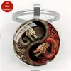 Chaveiro Pingente Redondo de Vidro e Liga Yin Yang Dragão Preto e Branco Ornamento Pendurado Legal Pingente Tai Chi Presente para Outros
