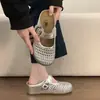 Medias Pantuflas Cerradas de Suela Gruesa que Aumentan la Altura para Mujer, Nuevo Estilo Verano 2026, Sandalias Transpirables con Diseño Hueco, Sandalias Slip-On Estilo Birkenstock