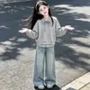 Elegante Top de Manga Larga Falso de Dos Piezas Jeans de Moda Tendencia Estrella de Cinco Puntas Conjunto Delgado de Dos Piezas para Niñas Primavera y Otoño