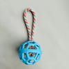 Bola oca brinquedo para cachorro brinquedo para gato bola de borracha TPR sino de Natal brinquedo para animais de estimação fonte de fabricantes