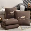 Almohada y manta dos en uno cojín para respaldo de asiento de coche manta sofá aire acondicionado colcha de verano oficina almohada para siesta plegable
