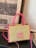 Bolsas Nuevas de Invierno 2026 Transfronterizas Versátil Estampado de Letras Gran Capacidad Texturizado Lujo Ligero Bolso de Hombro Único y de Mano para Mujer