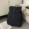 Mochila Ice Mist Azul Claro com Aba e Múltiplos Bolsos para Casais, Estilo Descontraído para Viagens ao Ar Livre e Ciclismo, Disponível em Tamanhos Pequeno e Grande