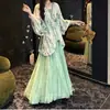 Vestido longo Zhe Xian Novo estilo chinês de veludo com relevo dourado inspirado no Zen, traje moderno para a jovem sofisticada, novo modelo 2026