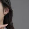 Aretes Nalan de Plata Esterlina S925 con Diamantes en Forma de D Estilo Ins Diseño de Lujo Accesible Joyería Elegante para la Oreja para Mujeres M03449