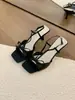 Primeiro Encontro com os Novos Sandálios de Salto Alto Abertos da Temporada para Mulheres, Novo Estilo de Verão 2026, Estilo Fresco Floral de Férias Francesas, Adequado para Combinar com Vestidos
