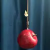 Colgante de Manzana para Coche al por Mayor para Viajes Seguros, Llavero, Decoración Creativa para el Interior del Coche, Adorno para Colgar en el Espejo Retrovisor, Pieza de Exhibición