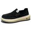 Nuevos zapatos casuales de tela transpirable para hombre para todas las estaciones, slip-on de moda para el día a día y para ir al trabajo, zapatos perezosos para jóvenes