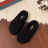 Sapatos Estilo Birkenstock com Solado Grosso Aumentadores de Altura Meia-pantufas Peludas para Dedo do Pé para Mulheres Estilo Novo para Uso Externo Pantufas de Algodão com Veludo para Inverno Pessoa Preguiçosa