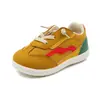 Novos Tênis de Lona Infantis de Primavera, Sapatos de Treinamento Alemães com Solado Macio, Sapatos Infantis de Couro de Boa Qualidade, Sapatos para Bebês de Jardim de Infância, Dropshipping de Peça Única