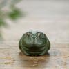 Mascota de Té de Arcilla Púrpura Mineral en Bruto Hecho a Mano Productos Genuinos Adornos Pequeños Sapo Dorado Arcilla Verde Escultura de Arcilla Púrpura Rana Mesa de Té Regalo Creativo