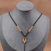 Cordão de Colar de Pingente Tecido Ajustável com Pingente de Jade Cera de Abelha Dourado, Moderno e Fashion