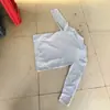 Camisa Polo Gris de Manga Larga con Cuello Henry para Hombre Costura Americana Desestructurada Hombro Derecho Versión Boxy con Sudadera por Dentro