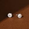 Pendientes de plata S999 con forma de copo de nieve y trébol de cuatro hojas, con temperamento simple, con rosca giratoria y clavo para el oído.