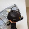 Bolsa de Concha Tendência deste Ano para Mulheres, Novo Modelo 2026, Bolsa Transversal Leve e Versátil, Bolsa de Mão Pequena Super Popular para Passeios