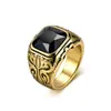 Anel Masculino de Titânio Banhado a Ouro com Pedra Preciosa, Uva Esculpida Retro Europeia, Anel para Dedo Indicador com Personalidade Artística Estilo Barroco