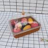 Cesta de armazenamento de imitação de vime, lanche de bolo, pão, cesta de frutas com tampa, prato de buffet de degustação, capa transparente à prova de poeira e manutenção fresca