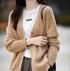 Cardigan de Cor Sólida com Decote V Novo Estilo para Primavera e Outono para Mulheres, Versão Coreana Suéter Retrô de Tricô Trançado, Peça de Tricô Solta com Manga Longa Tendência