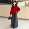 Nueva colección de invierno: suéteres de punto elegantes y modernos con cuello para niñas, suéteres de color liso para niños y ropa de invierno a la moda para niñas