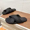 Chanclas de Tira Cruzada Tejida con Punta Abierta para Mujer, Sandalias Planas Cómodas de Playa de Moda Verano 2026