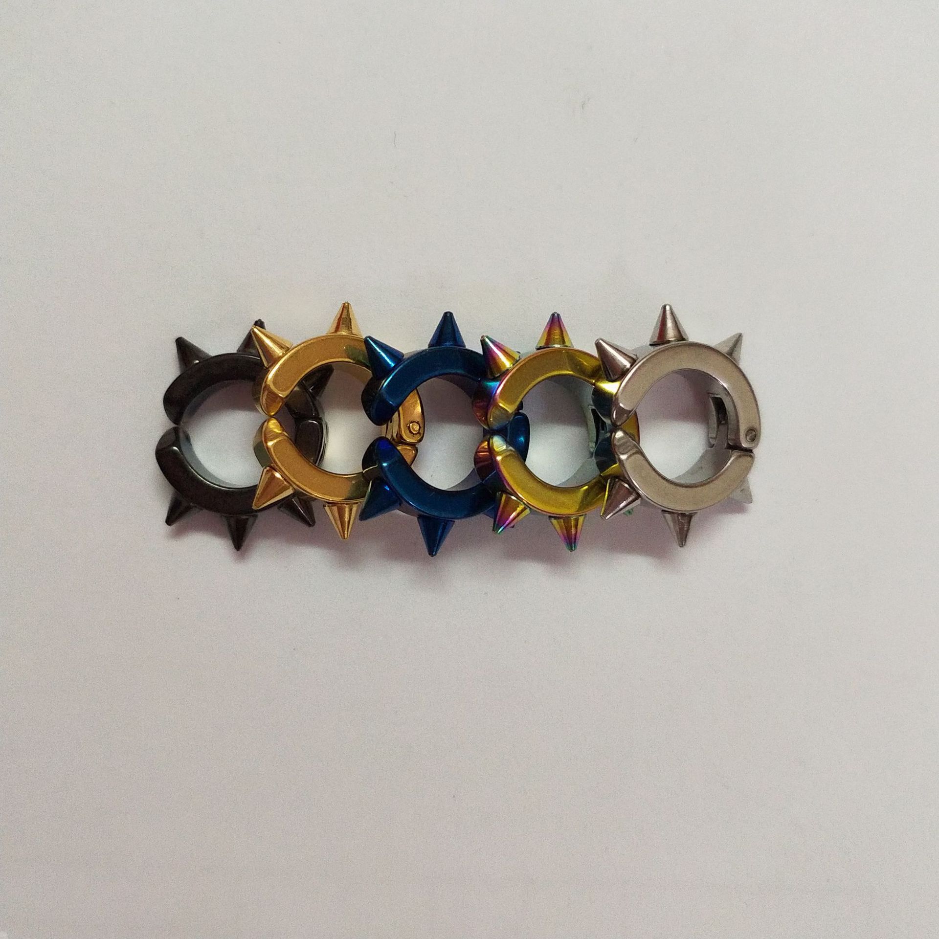 325494122969422293