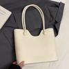 Venta al por mayor Nuevo Estilo Coreano Diseño Simple Nicho Bolso Cubo Axilar Gran Capacidad Commuter Ocio Bolso de Hombro