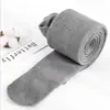 Leggings de rayas verticales para mujer para otoño e invierno, forrados de felpa, engrosados con cachemira, adelgazantes, de cintura alta, cálidos, adecuados para usar como prenda exterior, venta al por mayor