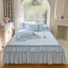 Faldón de cama acolchado estilo princesa pieza única modelo nuevo 2025 encaje sábana bajera protector de colchón cubierta de cama engrosada cubierta antipolvo