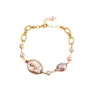Pulseira de Pérolas Barrocas Nala para Mulheres, Luxo Leve, Alto Padrão, Design Exclusivo, Adorno de Flor Rosa, Pulseira Fashion e Versátil