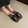 Pantuflas de Mujer para Uso en Exteriores 2026 Nuevo Estilo de Verano para Combinar con Faldas Estilo Coreano Playa Orilla del Mar Suela Suave Fondo Plano Chanclas de Una Tira